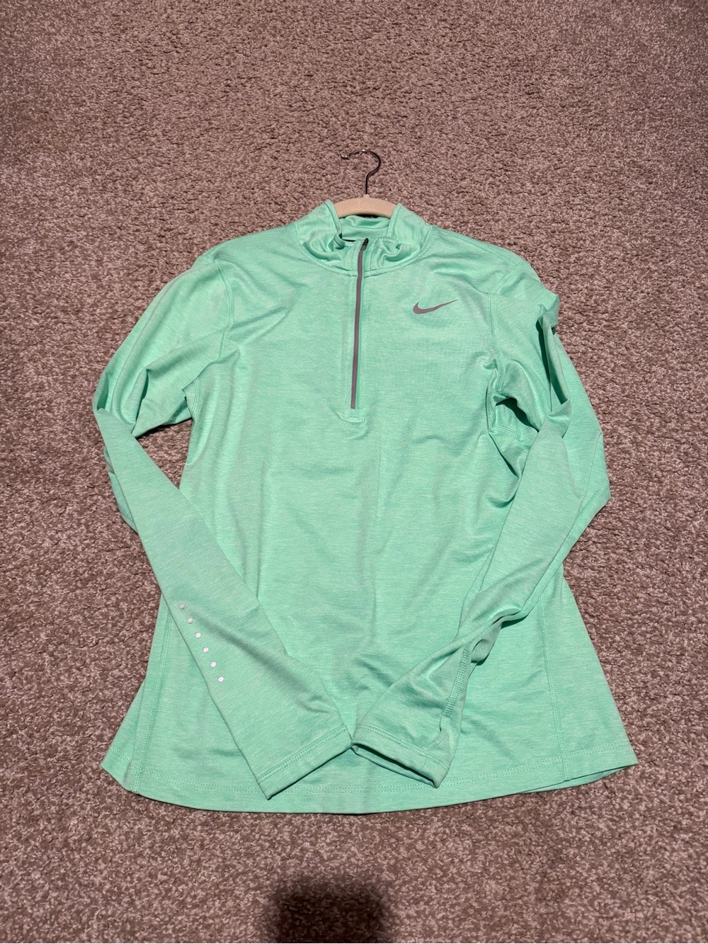 Nike Running Women's Mint Quarter-Zip Long Sleeve Pullover